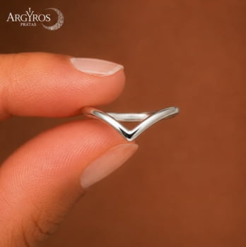 Anel Chevron
