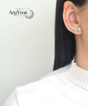 Ear Cuff Cinco Corações