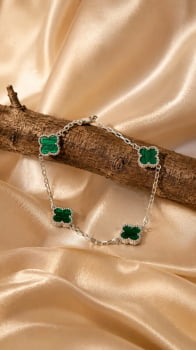 pulseira de trevos verde rajado